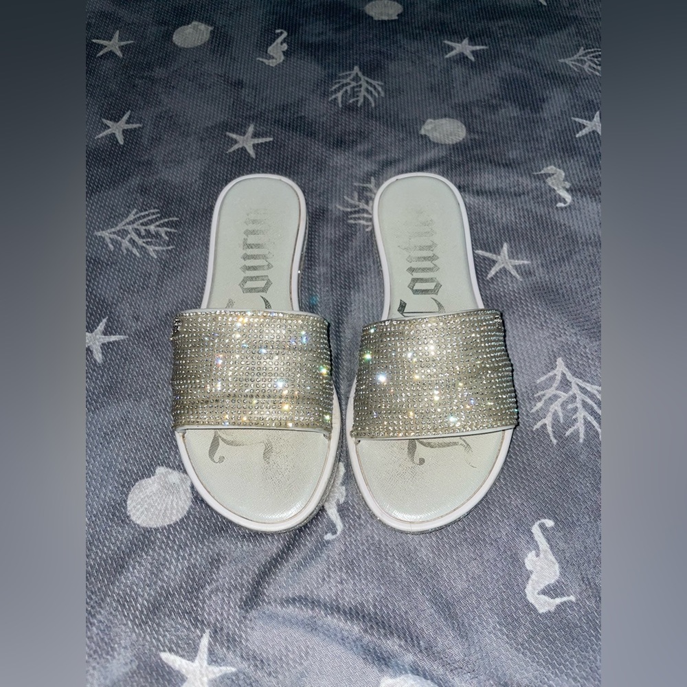 AT LOWEST PRICE Sandals/Slides - Juicy Couture